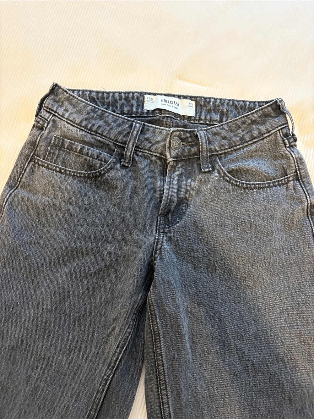 Hollister black jeans 23 SHORT